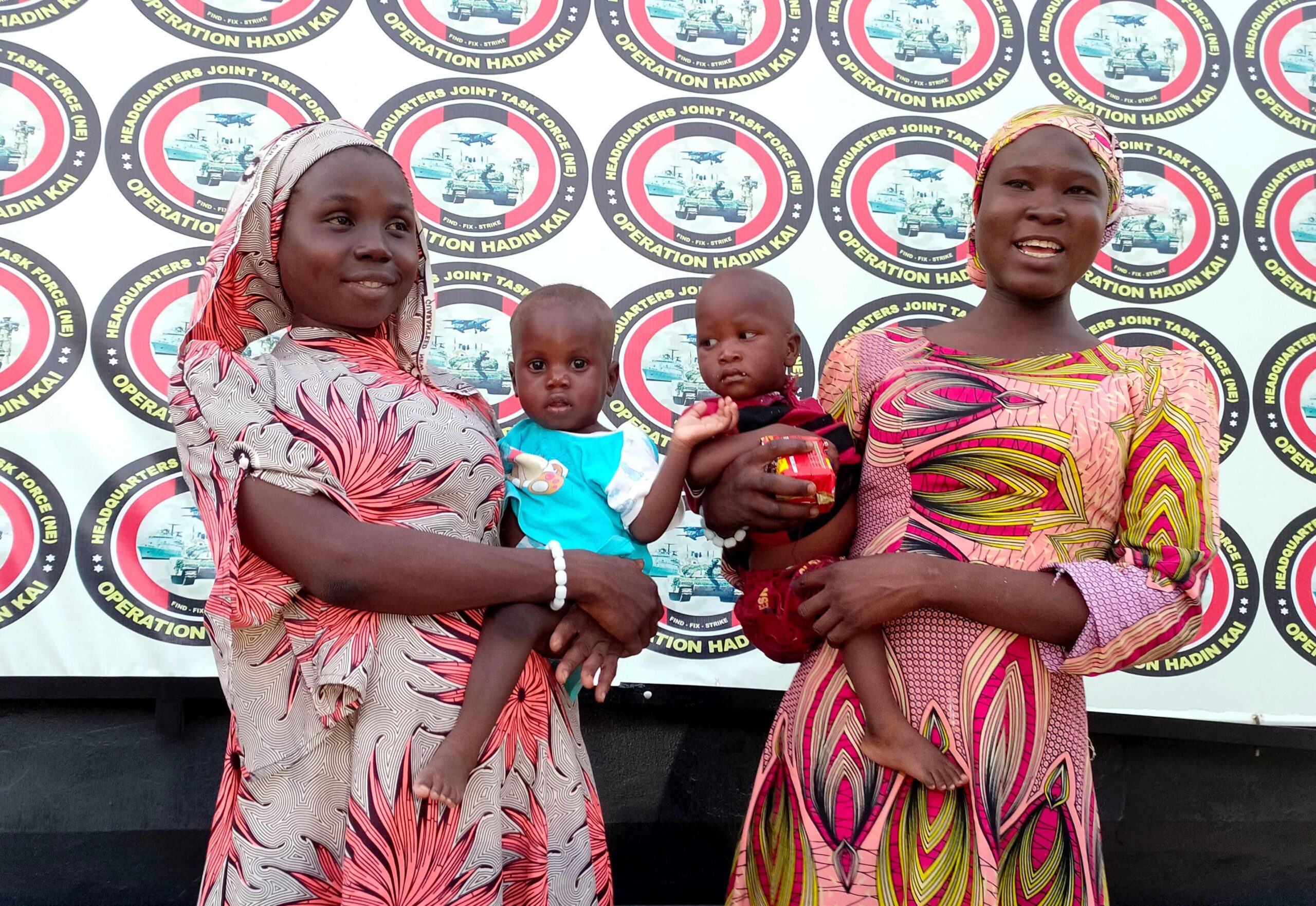 Nigeria: Deux « filles de Chibok » retrouvées 8 ans après leur enlèvement