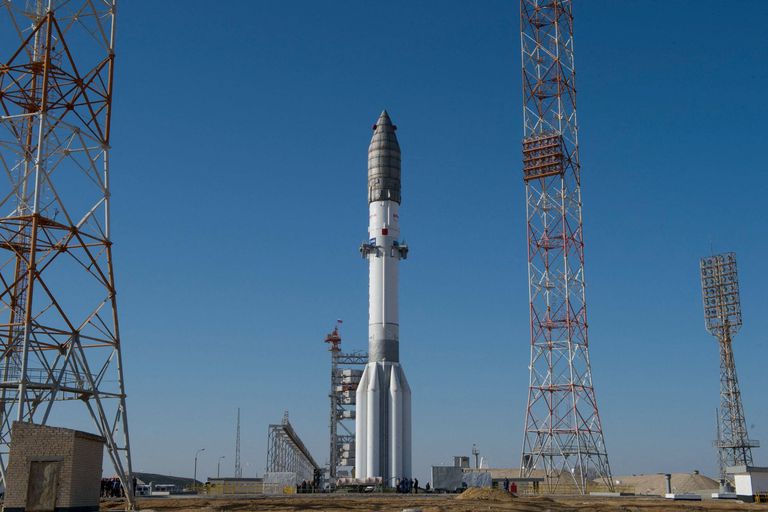 La Russie lance le deuxième satellite angolais, Angosat-2