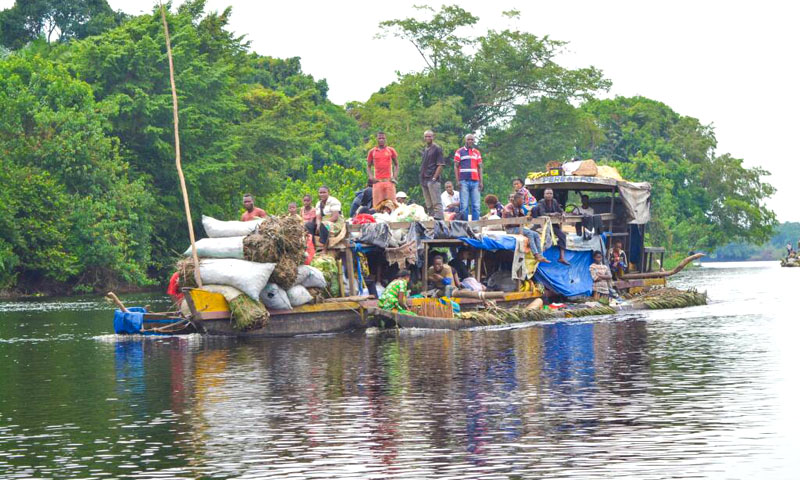 RDC: une baleinière attaquée sur le fleuve Congo. Au moins dix morts