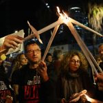 Les otages tués « par erreur » par l’armée israélienne brandissaient un drapeau blanc | Proche-Orient, l’éternel conflit