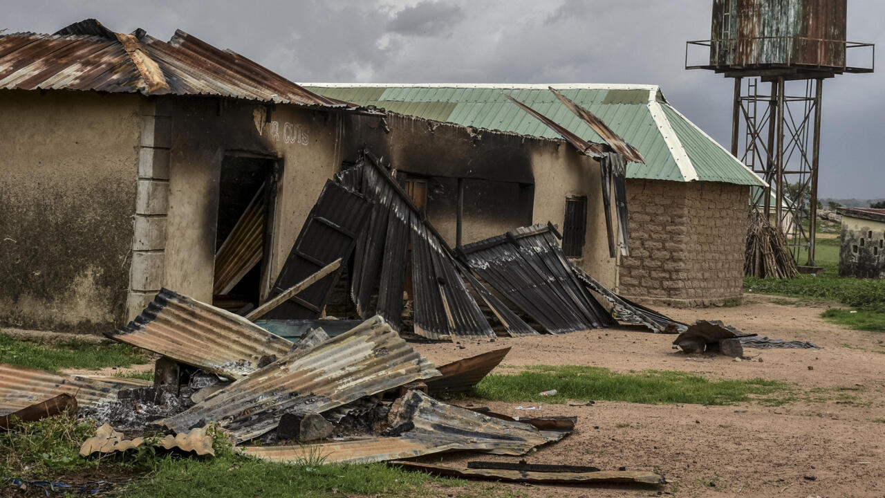 De violentes attaques dans l&rsquo;État du Plateau dans le centre du Nigeria font au moins 160 morts