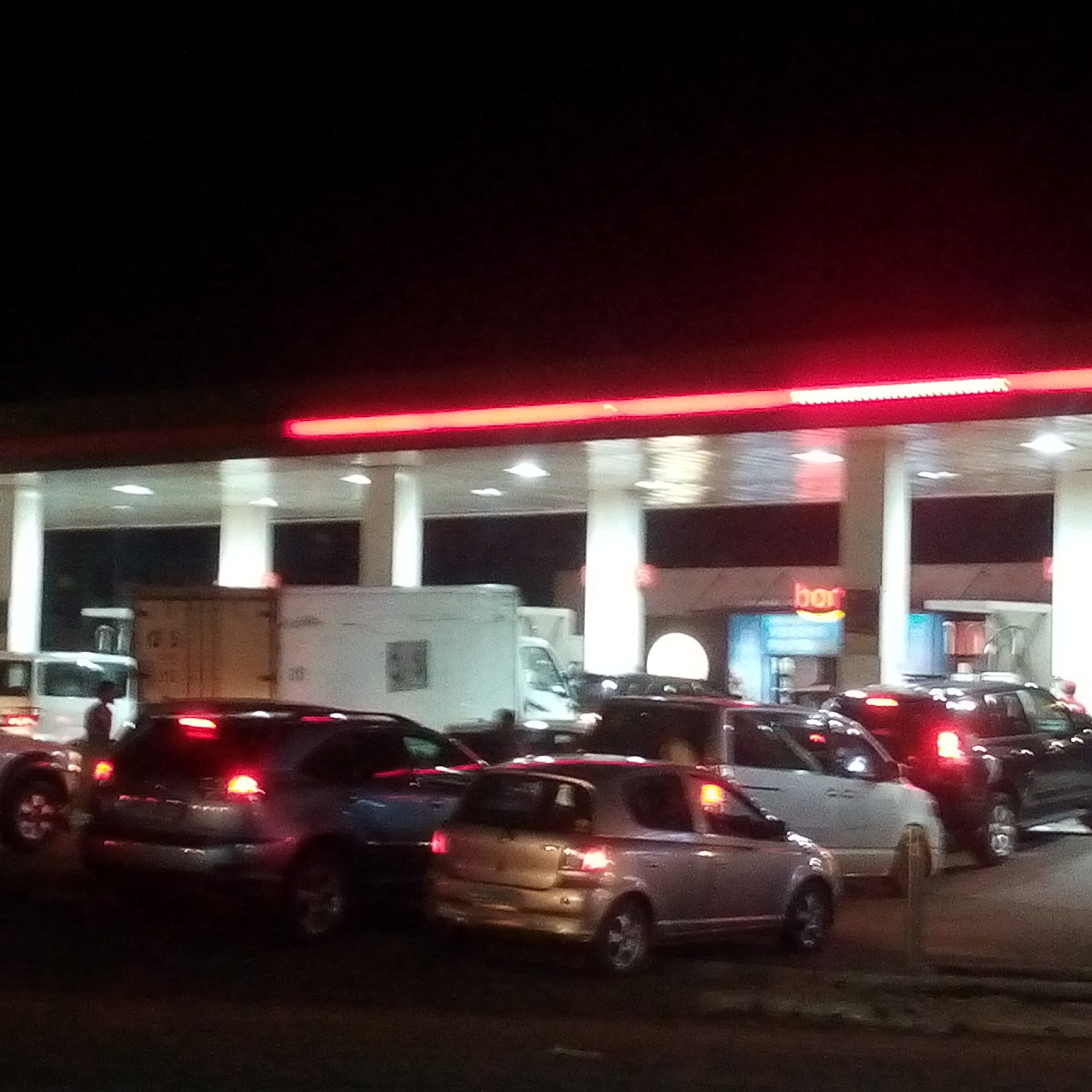 Le Gouvernement assure qu’il n’y aura pas de pénurie de carburant à Kinshasa