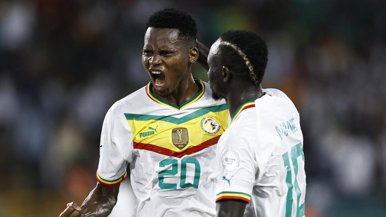 le Sénégal met à mal le Cameroun et file en huitièmes