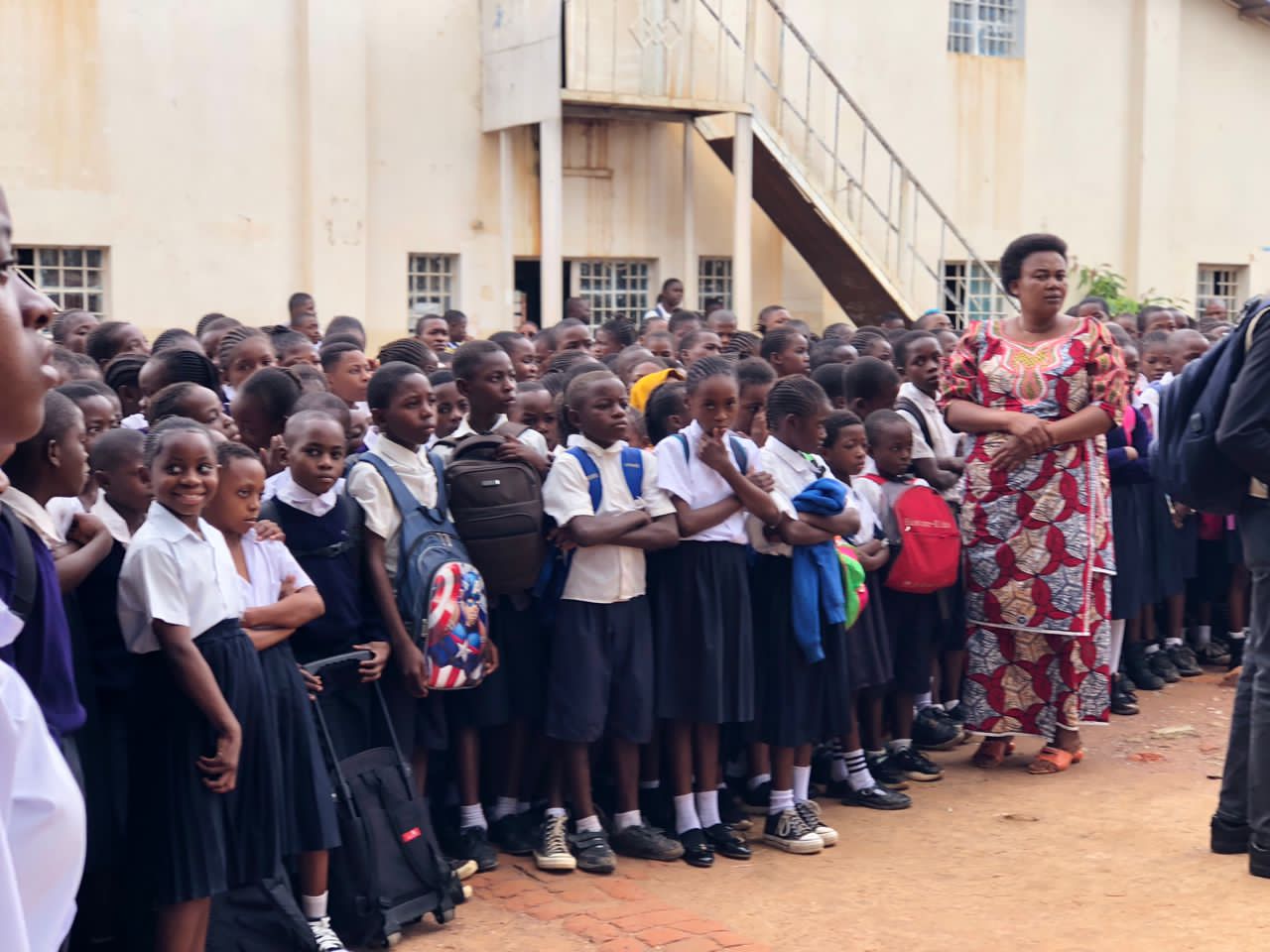 Kinshasa: le Conseil communal de la jeunesse de Kalamu sensibilise contre les VBG en milieux scolaires