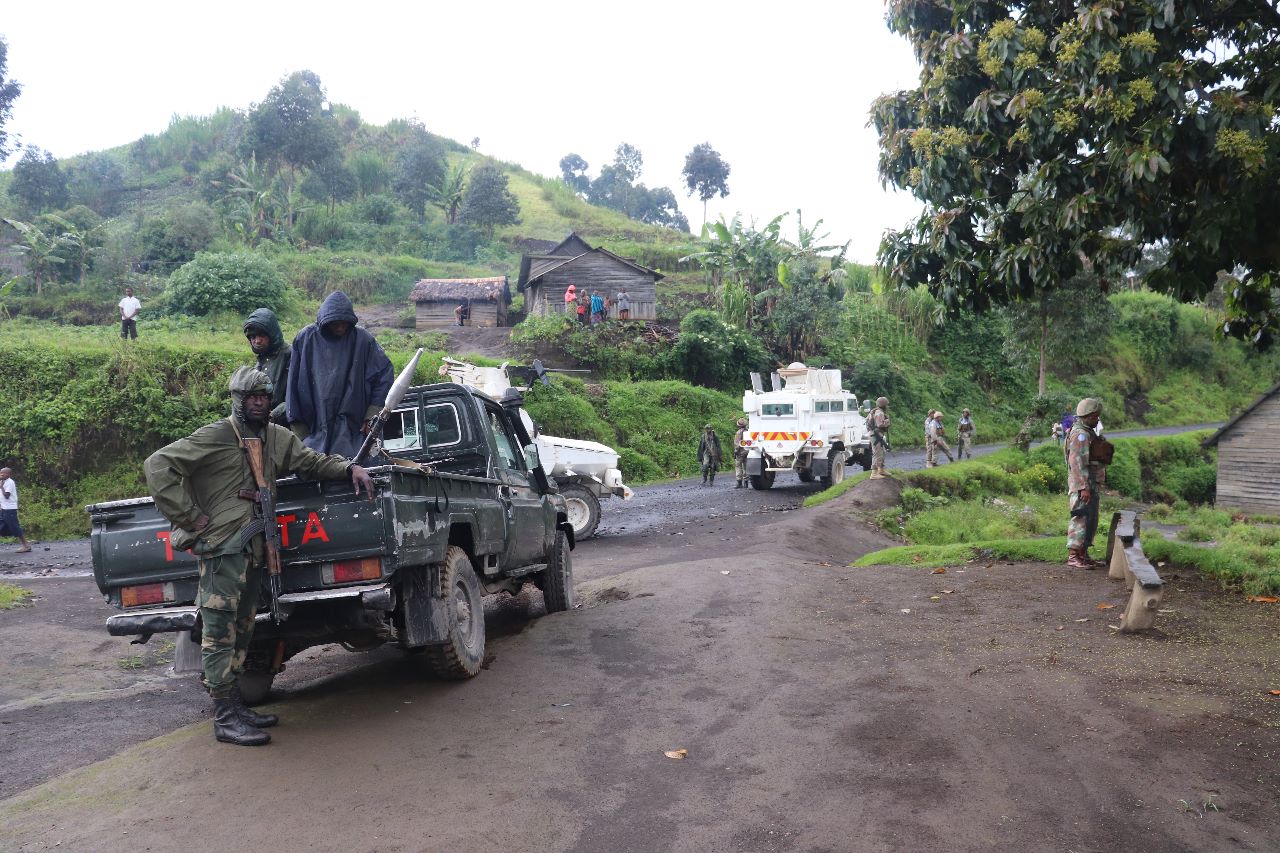 Nord-Kivu : des bombardements accentuent la pression sur au moins 800 000 déplacés (HCR)