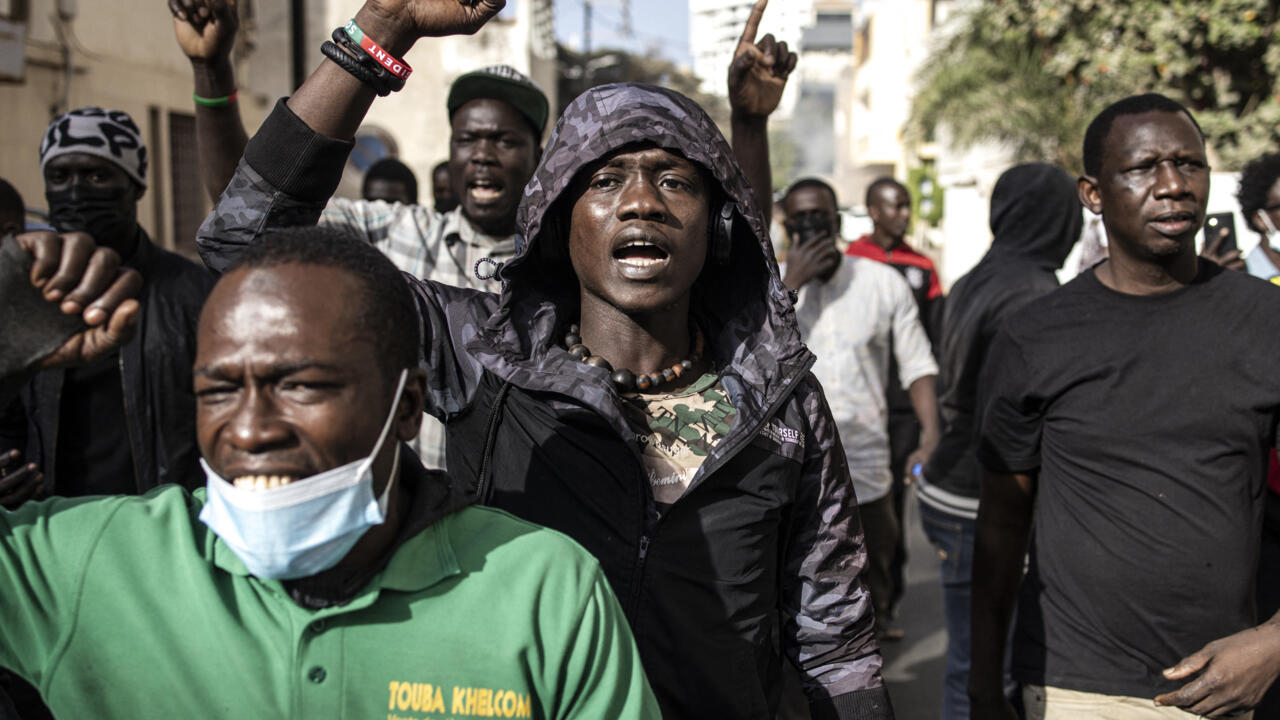 Présidentielle au Sénégal: le format et les termes des consultations font débat