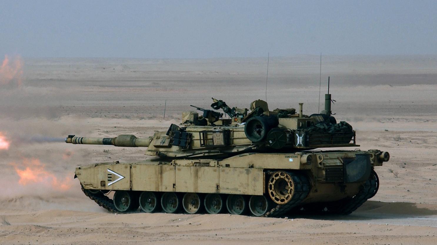 M1 Abrams Military Tank