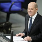 Scholz réaffirme sa volonté de négocier avec Poutine
