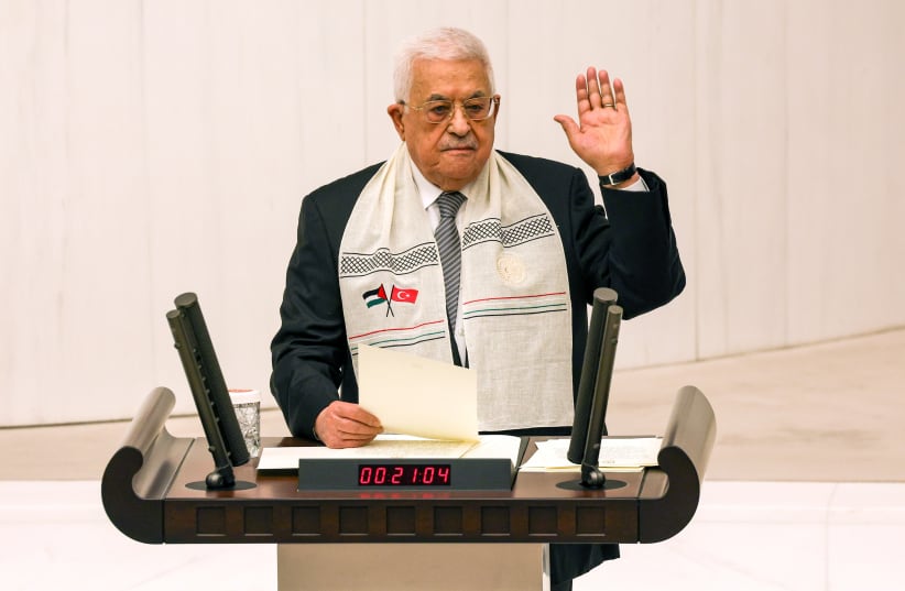 Des responsables de l'Autorité palestinienne envisagent de réinstaller certains Gazaouis en Cisjordanie - rapport