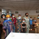 Goma : Denise Nyakeru offre vivres et non vivres aux sinistrés, orphelins, et solde les frais d’hospitalisation de plusieurs malades